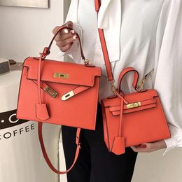 Werksfabrik ganze Frauen Tasche Elegante Atmosphäre Litchi -Muster tragbare Umhängetaschen Grüne Mode Schultern Handtaschen Joker LeaThe340J