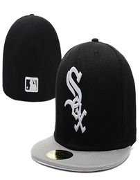 Selling Men039s White Sox fitted hat Top Quality flat Brim embroiered Letter SOX Team logo Black fans baseball Hats full cl4102882