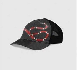 2021 Designer Mens Baseball Caps Brand Tiger Head Hats bee snake Embroidered bone Men Women casquette Sun Hat gorras Sports mesh C5552526