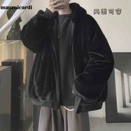 Mäns päls faux päls mäns päls faux päls mauroicardi vinter överdimensionerad svart varm tjock parka med päls inuti huven långärmad koreansk mode män reversibel pälsrock 231212