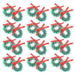 Decorative Flowers 24 Pcs Mini Wreaths Christmas Artificial Garland Hanging Adornment Landscape Decor House Ornament Toy For Xmas