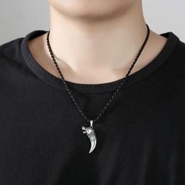 Pendant Necklaces Fashion Retro Cupronickel Silver Plated Necklace Wolf's Fang Carving Wolf Sweater Chain For Charms Lucky Jewellery