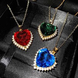 Pendant Necklaces Blue Shiny Gem Heart Of The Sea Heart-shaped Colourful Necklace Elegant Women Love Tender Neck Chain262S