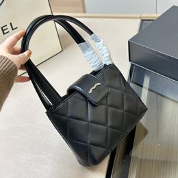 Classic 23K Luxury Women Designer Underarm Bag French Brand Fashion Ladies Shoulder Bag Handbag Famous Paris Double Letter Lady Genuine Leather Tote Bag Clutch Bags