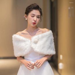 Scarves Bridal White Plush Shawl Scarf Women Winter Soft Warm Faux Fur Cape With Pearl Buckle Wedding Banquet Party Coat