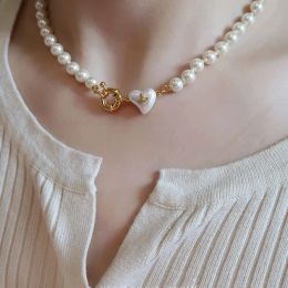 Collana di design, piccola perla d'amore, collana Saturno, braccialetto francese, lusso leggero, orecchini di alta qualità e catena per colletto