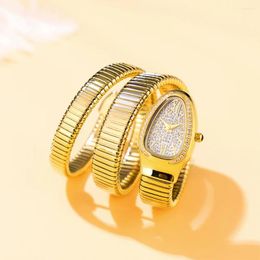 Wristwatches UTHAI W95 Watch For Women Light Luxury Ladies Fashion Personality Snake Head Bracelet Waterproof Diamond Quartz Watches Gift