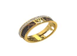 Designer Branded Rings Women 18K Gold Plated Crystal Faux Leather Stainless Steel Love Wedding Jewelry Supplies Ring Fine Carving 2555354