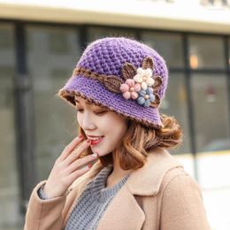 Berets Women Flower Crochet Bucket Hat Autumn Winter Warm Ear Protection Windproof Plush Lining Knit Beanies INS Korean Panama Cap