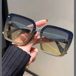 Sunglasses Fahion Mui Extra Large Square Ins Popular Women's Brand Designer Umbrella UV400 Party Shopping 231212