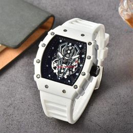 2023 men's high quality diamond quartz watch hollow glass back stainless steel case watch black rubber 138293F