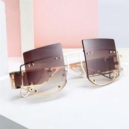 Trendy Oversized Square Sun Glasses Top Women Red Brown Tinted Colour Lens UV400 Retro Women Men Sun GlassesW90231Q