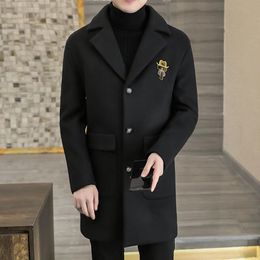 Męskie mieszanki wełny jesienne zimowe ciepłe męskie wełniane płaszcz męski odzież Slim Fit Elegancka średniej długości kurtka wiatrówka koreańska moda 231212