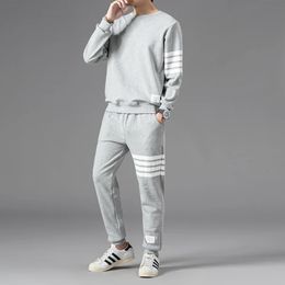 Men's Tracksuits Men Clothing Fall Winter Men Sets Two Piece Korean Fashion Hoodie And Pants Designer Sweatshirts Clothes PlusSize Tracksuit 231211