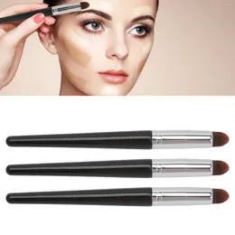 Makeup Brushes 3pcs Concealer Brush Round Head Soft Hair Professional Highlighter For Artist Beginners A