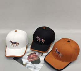 New Luxury Baseball Ball hats Caps for men and Women Designer Fashion Orange Horse Printed bone Curved visor Casquette Snapback Ca6217915