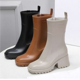 Designer Luxurys Designers Women Rain Boots Welly Rubber Water Rains Shoes Ankle Boot Booties