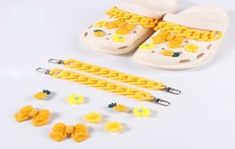 10-14PCS/Set Combination Charms PVC s Accessories DIY Chain Cute Flower Girl Gift For Shoe Decoration Jibz2571829