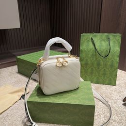 Texture camera bag Ladies go out with a single shoulder oblique straddle bag fashion style small square bag