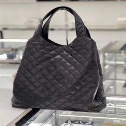 2022 Shopping bags Top Quality Totes icare maxi in quilted lambskin real leather large capacity shoulder tote bag diamond with cha276N