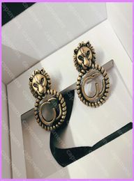 Whole hoop Retro Gold Earrings Women Street Fashion Round Earring Luxury Designer Jewellery Ladies Animal Ear Studs Letters G Me2543946