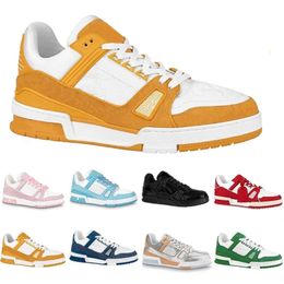 Designer Men Women Casual Shoes Fashion Trainers Platform Heels Embossed Lace-up Outdoor Sneakers White Black Yellow Green Pink Blue
