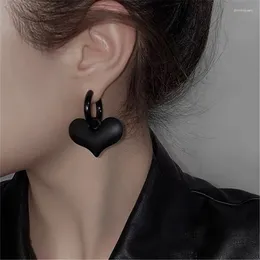 Stud Earrings Vintage Hyperbole Black Heart Pendant For Women Personality Round Hoop Ms Girl Travel Accessories