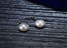 Quality Round White Cultured Akoya Stud Pearl Earrings for Women8086490