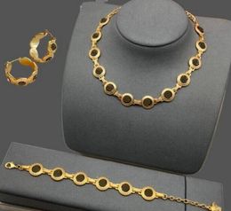 Luxurious Resin Epoxy Jewelry Women Thick chain necklace Bracelet Earring Sets Banshee head portrait 18K gold plated ladies Designer Jewelry VNBR 40037426500