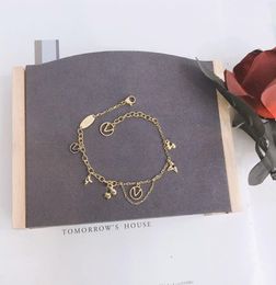 Luxury Design Chain Bracelet Stainless Steel Fashion Women039s 18K Gold Plated Bracelet Wrist Band Cuff Chain Couple Gift Weddi8573845