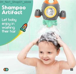 Bath Toys Puxida Space Rocket Bathtub Toy Rotating Spray Water Bath Toys For Kids Boys Girls Toddlers Birthday Gifts Q231212