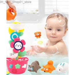 Bath Toys Water Spraying Toy Summer Toy Bath Playing Toy with Suction Cup Watering Pot Beach Toy Pirate Toy Set Water Playing Kits Q231212