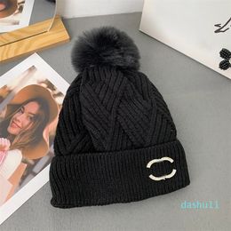 Fashion Designer Hats Men's and Women's Cute Ball Beanie Fall/winter Thermal Knit Hat Ski Brand Bonnet Plaid Skull Hat Luxury Warm Cap 15 Colours