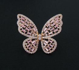 Pins Brooches ERLUER Butterfly Brooch For Women Girls Inlaid Zircon Crystal Highgrade Christmas Jewellery Lapel Pin Thorn Needle M9670983