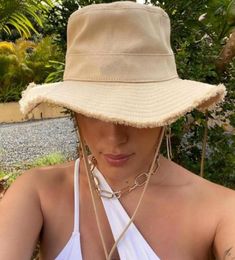 Women Bucket Hats With Strap Summer Outdoor Hiking Fisher Hat Designer Beach SunHat Luxury Fitted Casquette Mens Beanies Sun Prote4341156