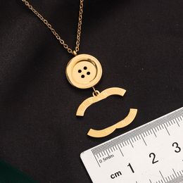 Luxury Designer Charm Necklace Choker Chain 18K Gold Plated Stainless Steel With Stamp Letter Pendant Necklaces For Fashion Women Jewelry Christmas Gifts