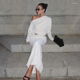 Casual Dresses Oblique Neck Long Sleeve Maxi Dress Fashion White Formal Party For Women Autumn Winter Black