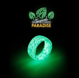 Cluster Rings Fashion Colourful Luminous Silicone Ring Women Men Fluorescent Glowing Glow Resin Christmas Toy Gift For Kids3525691