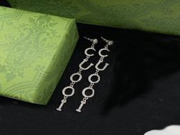 2022 neue Baumeln Ohrringe Mode Luxus Marke Designer Klassische Brief Ohrringe Hochzeit Party Valentinstag Weihnachten Geschenk E3578829