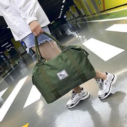 Canvas Travel Bag Large Capacity Men Hand Luggage Travel Duffle Bags Nylon Weekend Bags Women Multifunctional267n