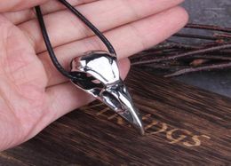 Mini Raven Skull Necklace Stainless steel Raven Magpie Crow Poe Steampunk Gift Idea Zombie Gift15906317