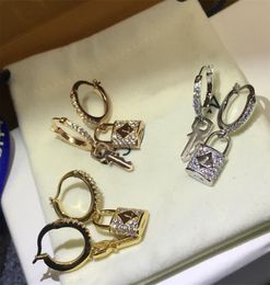 Womens Designers Earrings Luxury Brand Jewellery Fashion C Mens With Crystal Premium Jewelrys Ladies Key Lock Suit Festival Gifts En9931249