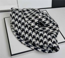 Designer Bucket Hat Fashion Cap Men Women Fitted Hats Brand High Quality Luxury Fashion Fisherman Houndstooth Sun Caps Woollen Hat2675437