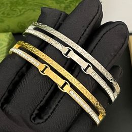 Luxuey Designer 18K Gold Plated Silver Bangle Bracelets Popular Crystal Rhinestone Bracelet Brand Letter Steel Seal Stainless Steel Lovers Christmas Gift Jewelry