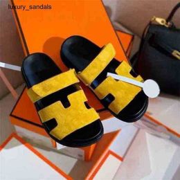 Chypres Sandals Designer Sandals Slippers Slipper Original Slides Chypress Lovers Mens Women Genuine Leather Autumn Winter Wool Rhinesto Have Logo Roe6 Yitm 2gsc 0