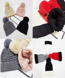 21ss Adults Thick Warm Winter Hat For Women Soft Stretch Cable Knitted Pom Poms Beanies Hats Womens Skullies Girl Ski Cap Beanie C8087409