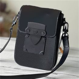 Tasarımcı Çanta Omuz Çantası Crossbody Bag Erkek Kadın Çantalar Kilit Dikey Giyilebilir Cüzdan Marka Mini Çanta Telefon Bölmesi Lüks Çanta