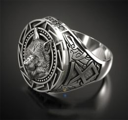 Trendy Retro Celtic Wolf Totem Band Rings Men039s Viking Gothic Steampunk Carved Animal Rings Fashion Party Gift AB8679081457