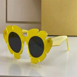 Cat Eye Flower Sunglasses Yellow Dark Grey Len Women Designer Sunglasses Sonnenbrille Summer Sun Glasses UV Eyewear with box247C