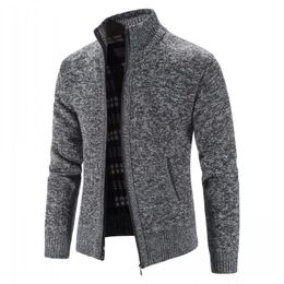 Men's Sweaters Spring Autumn Knitted Sweater Men Fashion Slim Fit Cardigan Men Causal Sweaters Coats Solid Single Breasted Cardigan men 231213